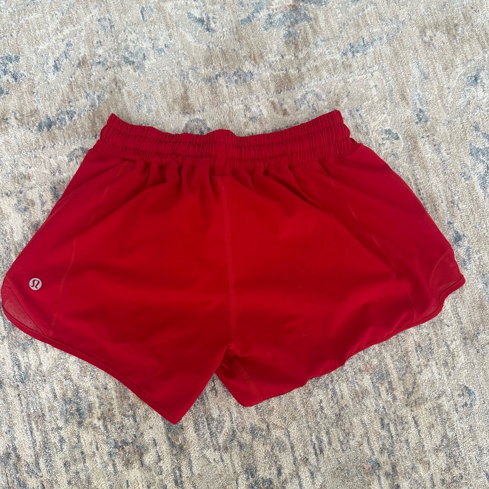 lululemon athletica hottie hot shorts 4 inch